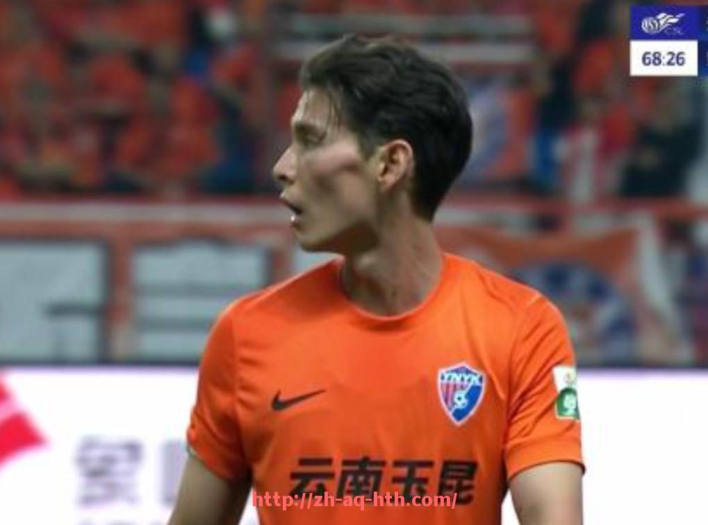 华体会hth登录入口-英超留胡须球员名单及其个性形象塑造