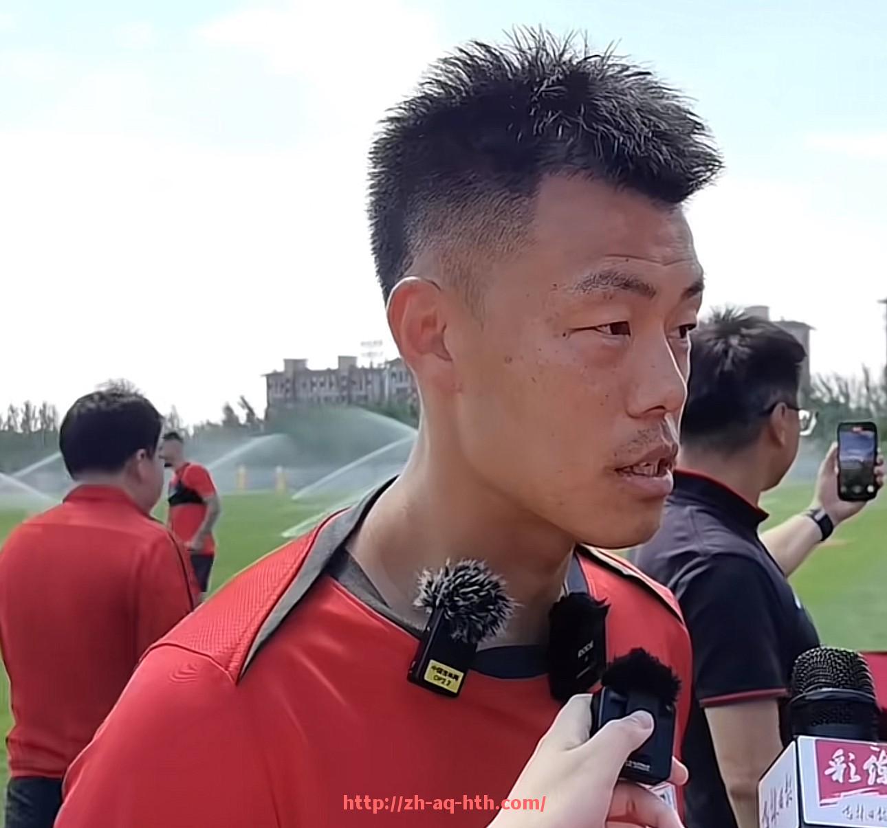 华体会hth登录入口-世俱杯比赛用球材质分析：耐用性、稳定性与触感三大维度